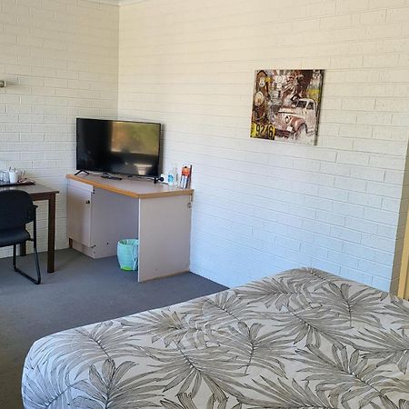 Kooweerup Motel Koo Wee Rup Экстерьер фото